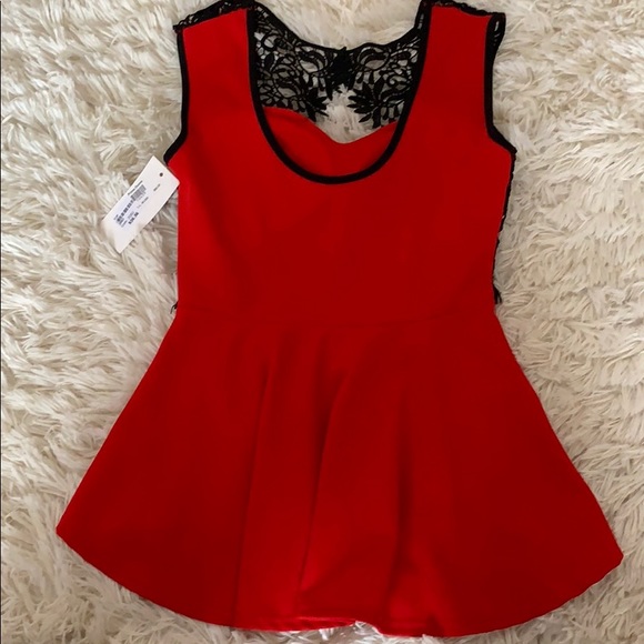 Red Peplum top ! 👠 - Picture 2 of 3